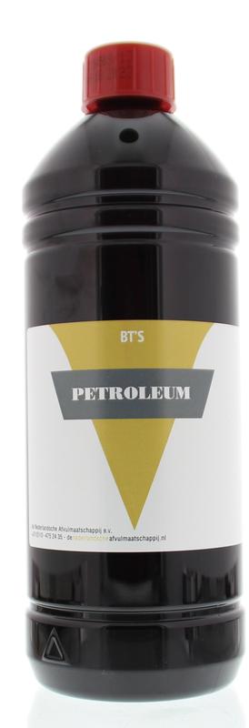 BT'S Petroleum cleaner bottle, 1-liter size, part of BT'S schoonmaakartikelen line, showing the product label and packaging.