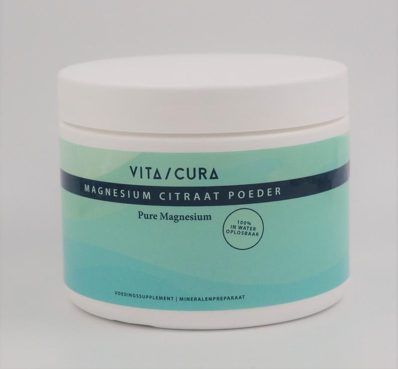 Vitacura Magnesium Citraat powder in a 200g package, a natural mineral supplement in a clear container.