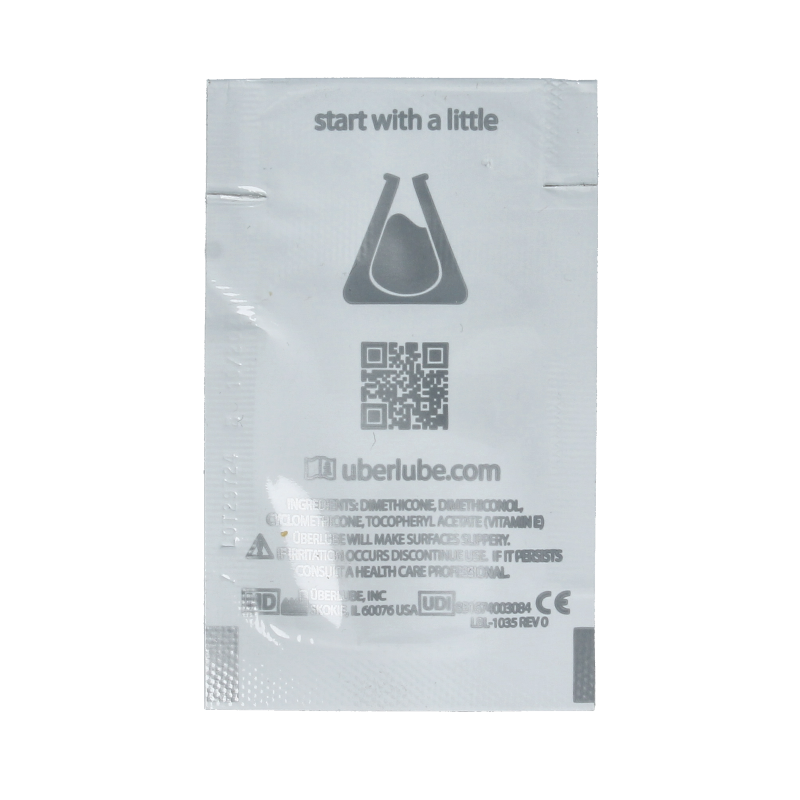 Uberlube Glijmiddel sachet with 2ml of lubricant, portable and discreet, ideal for smooth, comfortable use.