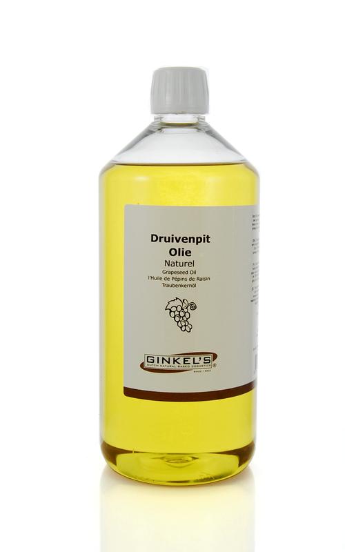 Ginkel's Druivenpitolie body care oil in a 1-liter bottle, natural skincare product with a clear label and golden oil inside.