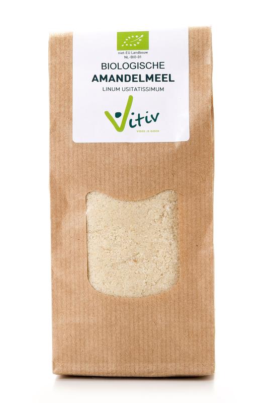 Organic Vitiv almond flour in a 500g package, ideal for baking and gluten-free recipes, shown in the image.