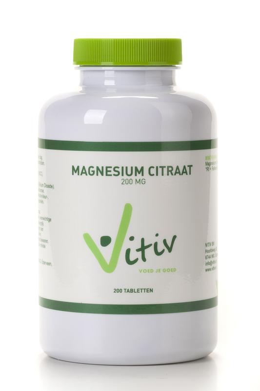 Vitiv Magnesium Citraat 200mg mineral supplement in a bottle of 200 tablets, showing the supplement tablets and packaging.