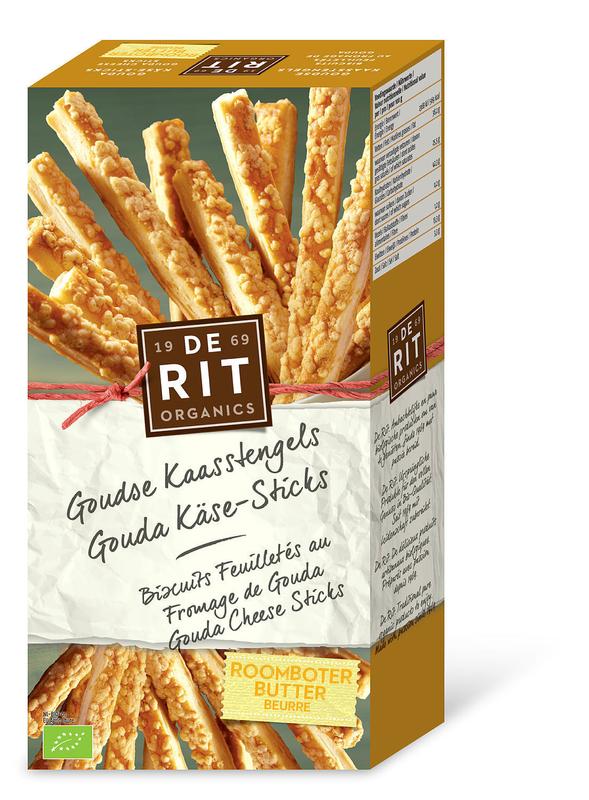 De Rit goudse kaasstengels bio, 100g, with crispy golden cheese-flavored chips and zoutjes in a clear bag.
