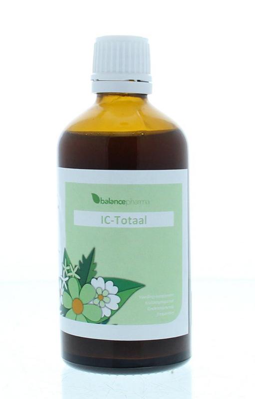 Balancepharma IC Totaal herbal supplement bottle, 100ml, featuring natural herbs in a clear glass container.
