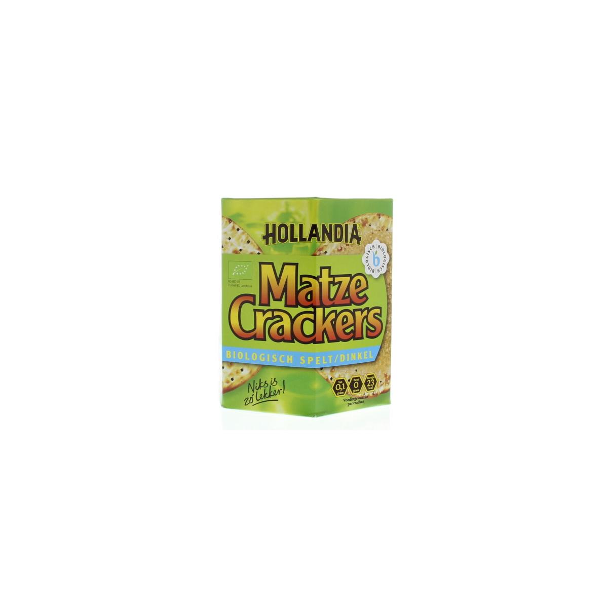 Hollandia spelt bio Matze crackers, pack of 16, on a plate with a rustic background, showcasing the crispy texture and golden color.