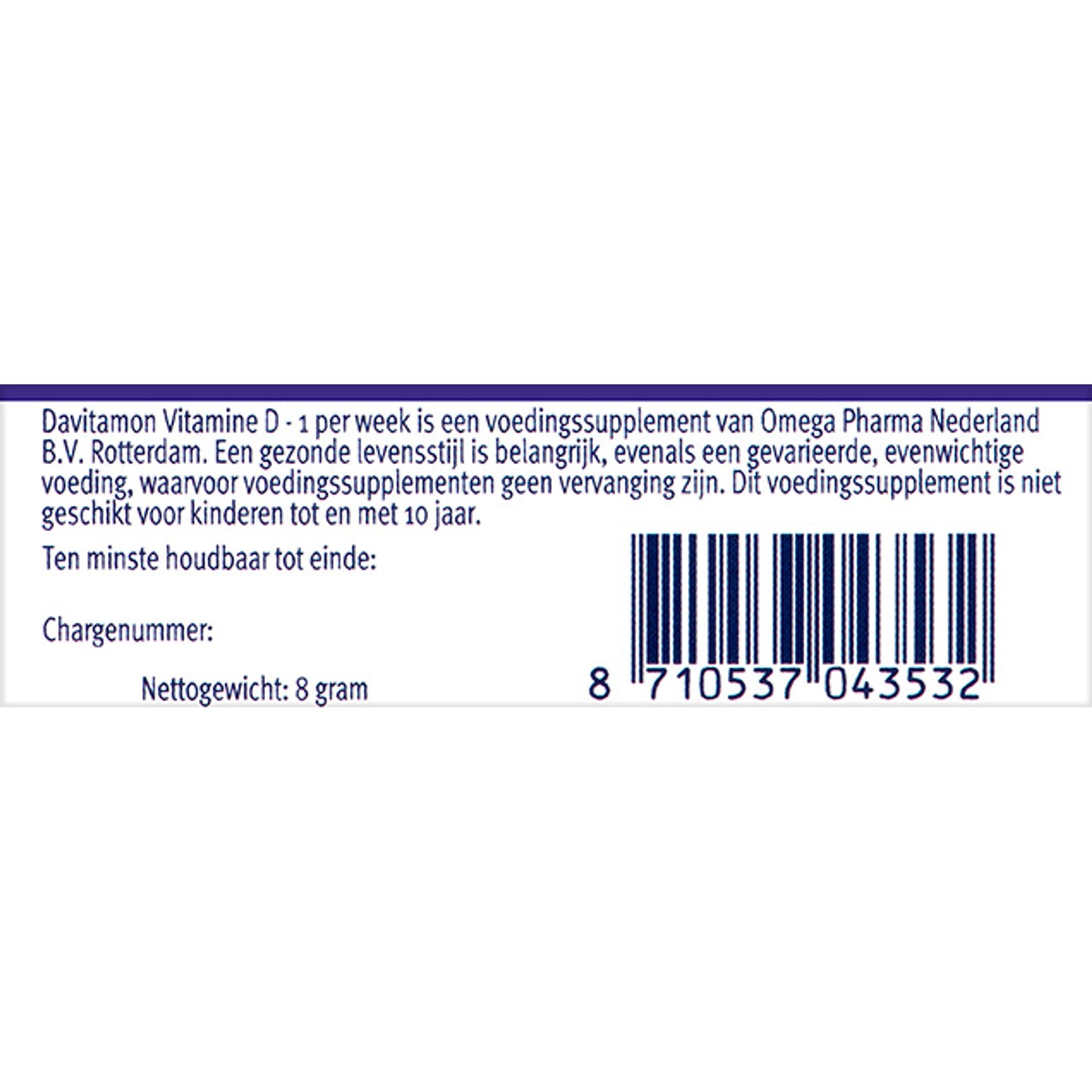 Davitamon vegan Vitamin D3 capsules in a bottle, dietary supplement for immune support and bone health.