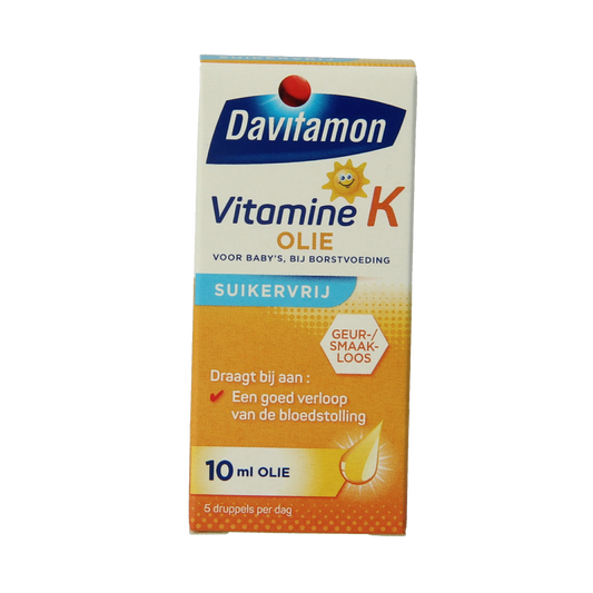 Davitamon Vitamine K olie 10ml bottle, natural vitamin supplement for health, with clear label and dropper cap.