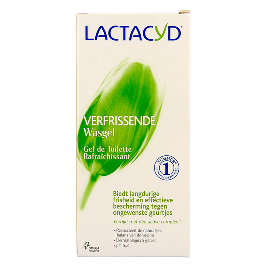 Lactacyd Wasemulsie verfrissend dameshygiëne, 200ml bottle with label and cap, for feminine freshness and hygiene.