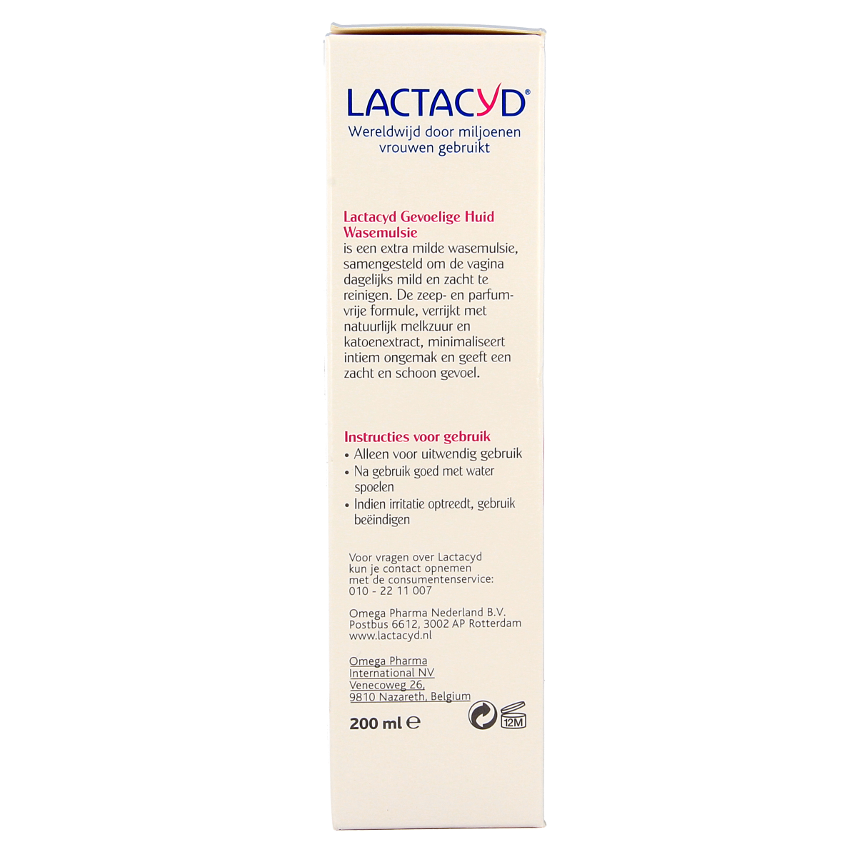 Lactacyd Wasemulsie gevoelige huid, 200ml, dameshygiëne product for sensitive skin in a white bottle with blue cap