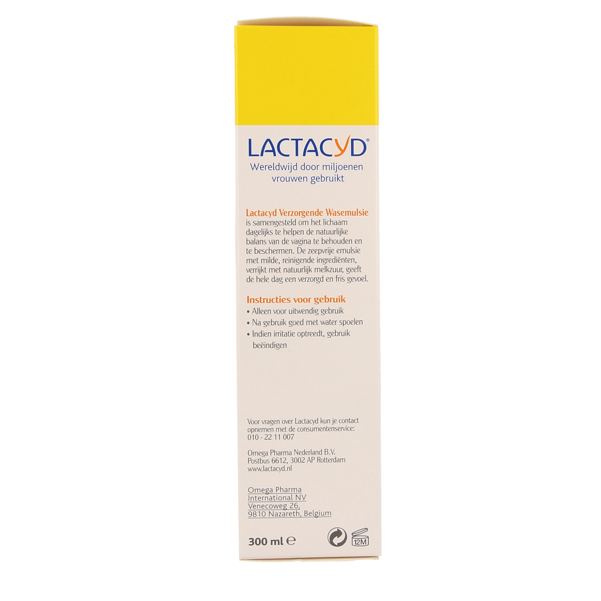 Lactacyd Wasemulsie verzorgend feminine hygiene product in a 300ml bottle, designed for women's intimate care.