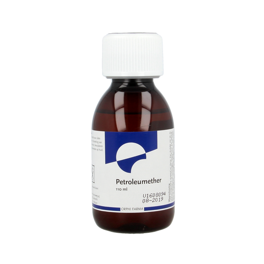 Chempropack Petroleumether 40-60 cleaning solvent in 110ml bottle, used for cleaning and laboratory applications.