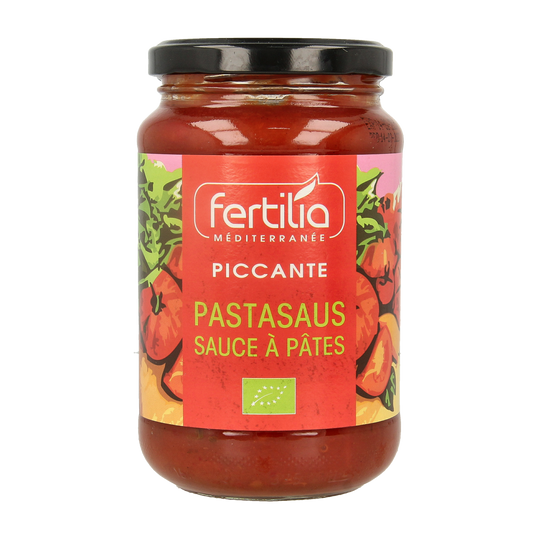 Organic Fertilia Piccante Pasta Sauce in 350g jar, spicy tomato sauce with herbs, for flavorful pasta dishes.