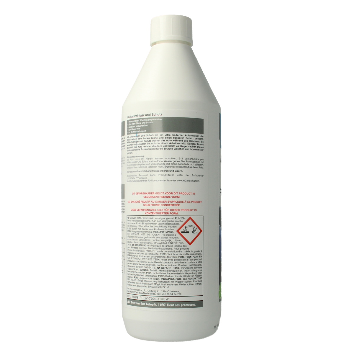 HG Auto reiniger en beschermer 1 liter, schoonmaakartikel for car surfaces, showing the cleaning and protection product in a bottle.