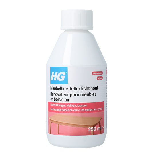 HG Meubelhersteller Light Wood cleaner in a 250ml bottle, designed for furniture cleaning and maintenance of light wood surfaces.