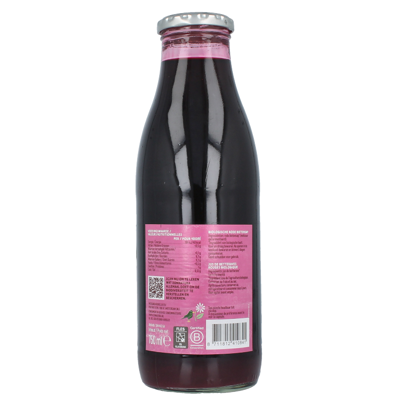 Glass of Zonnatura organic beetroot juice in a 750ml bottle, showcasing deep red color and fresh, natural appearance.