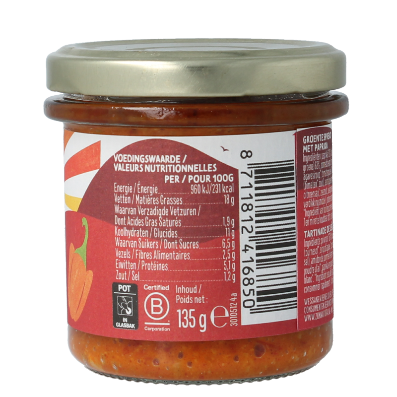 Zonnatura Groentespread paprika bio, 135g, natural vegetable spread on bread with vibrant red paprika color.
