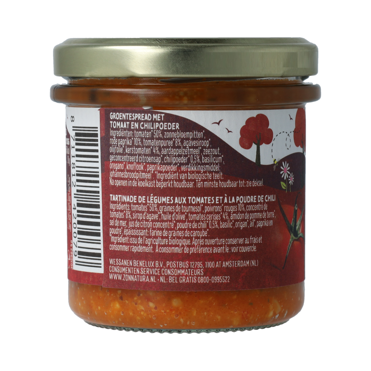 Zonnatura Groentespread spicy tomato bio on bread slice, showing vibrant red tomato spread with herbs and spices.