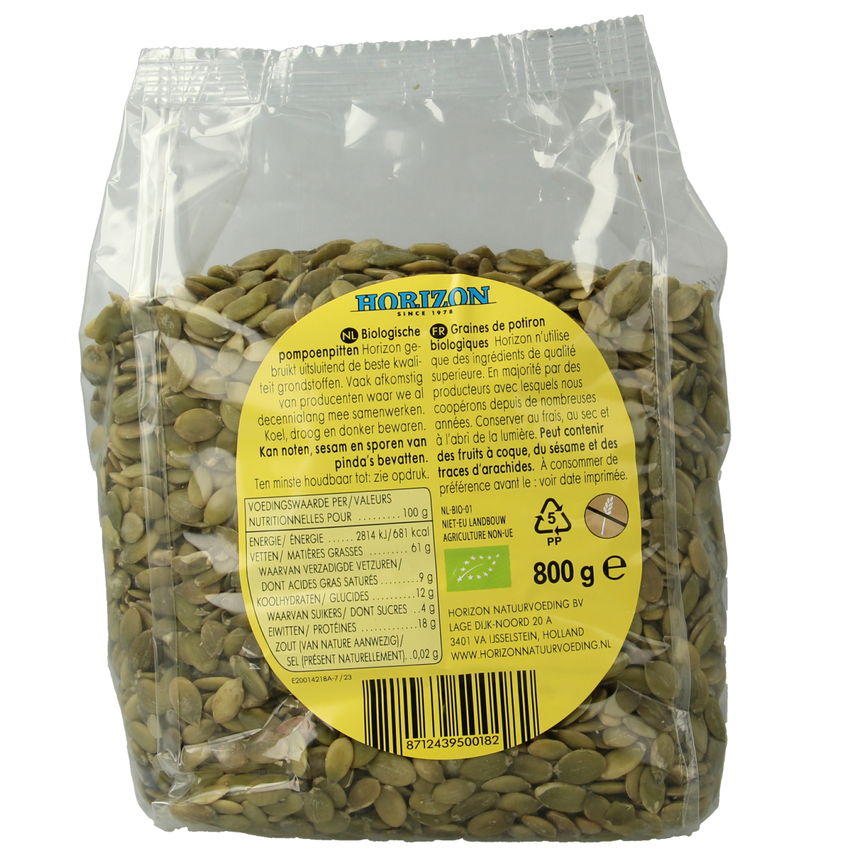 Horizon organic pumpkin seeds in a 800g package, raw superfoods, light-colored seeds shown on the package label.