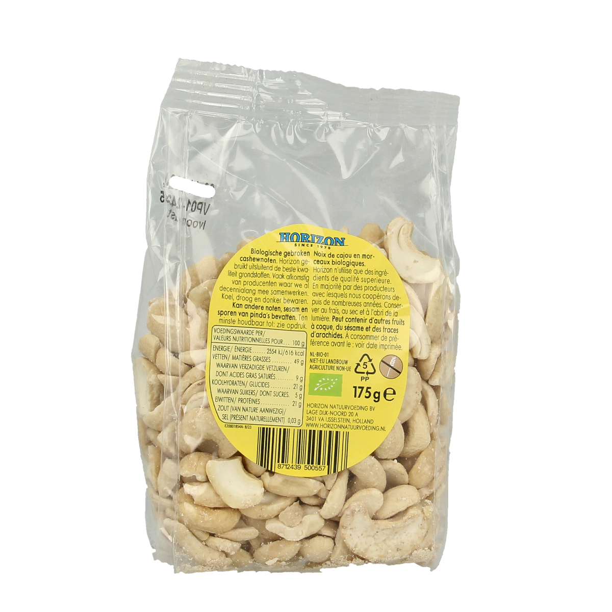 Horizon organic raw cashew nut pieces in 175g package, close-up of crunchy, natural cashew bits from the superfoods product.
