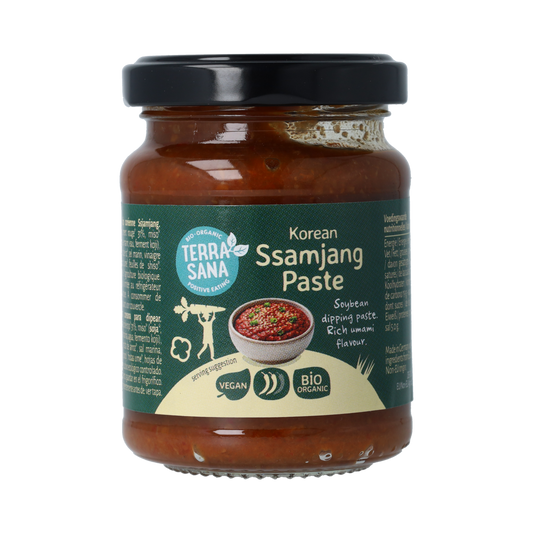 TerraSana Ssamjang bio dip in a 135g jar, showcasing the natural sauce with a close-up of the product label.