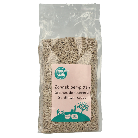 Raw TerraSana bio sunflower seeds in a 750g package, shown in a clear, close-up image of the organic superfoods product.
