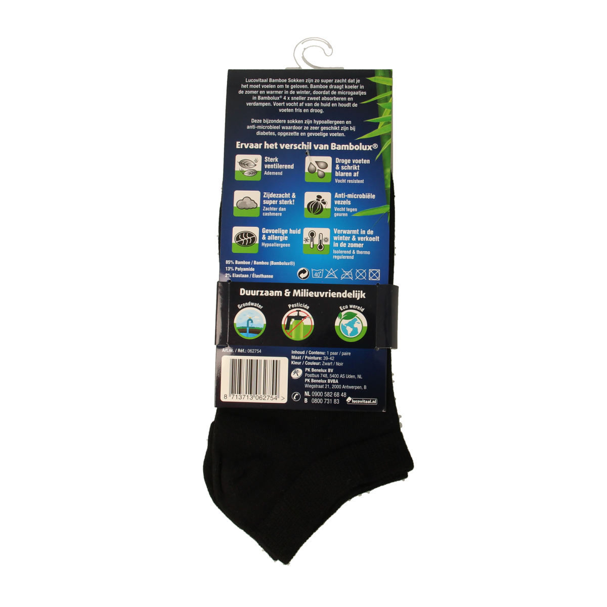 Black bamboo ankle socks by Lucovitaal, size 39-42, displayed in a pair for comfortable fit and breathable material.
