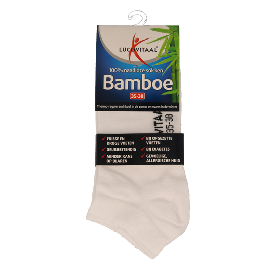 White bamboo ankle socks by Lucovitaal in size 35-38, displayed in a pair with a close-up view of the fabric.