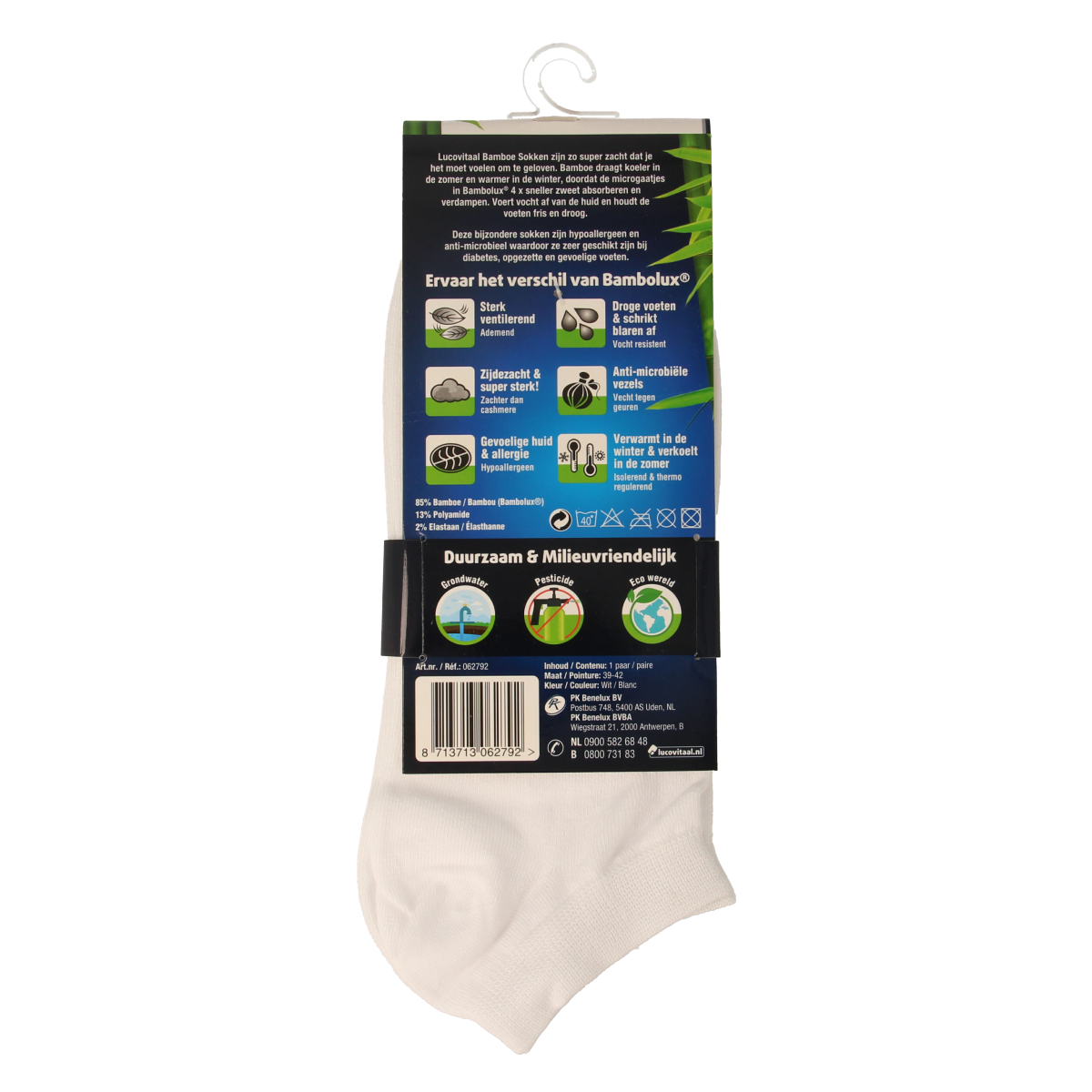 Lucovitaal bamboo ankle socks in white for size 39-42, shown in a pair, comfortable and breathable sock design.