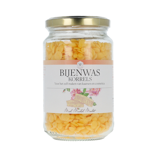 Michel Merlet bijenwas 160g, natural cleaning product with beeswax, shown in a close-up image.