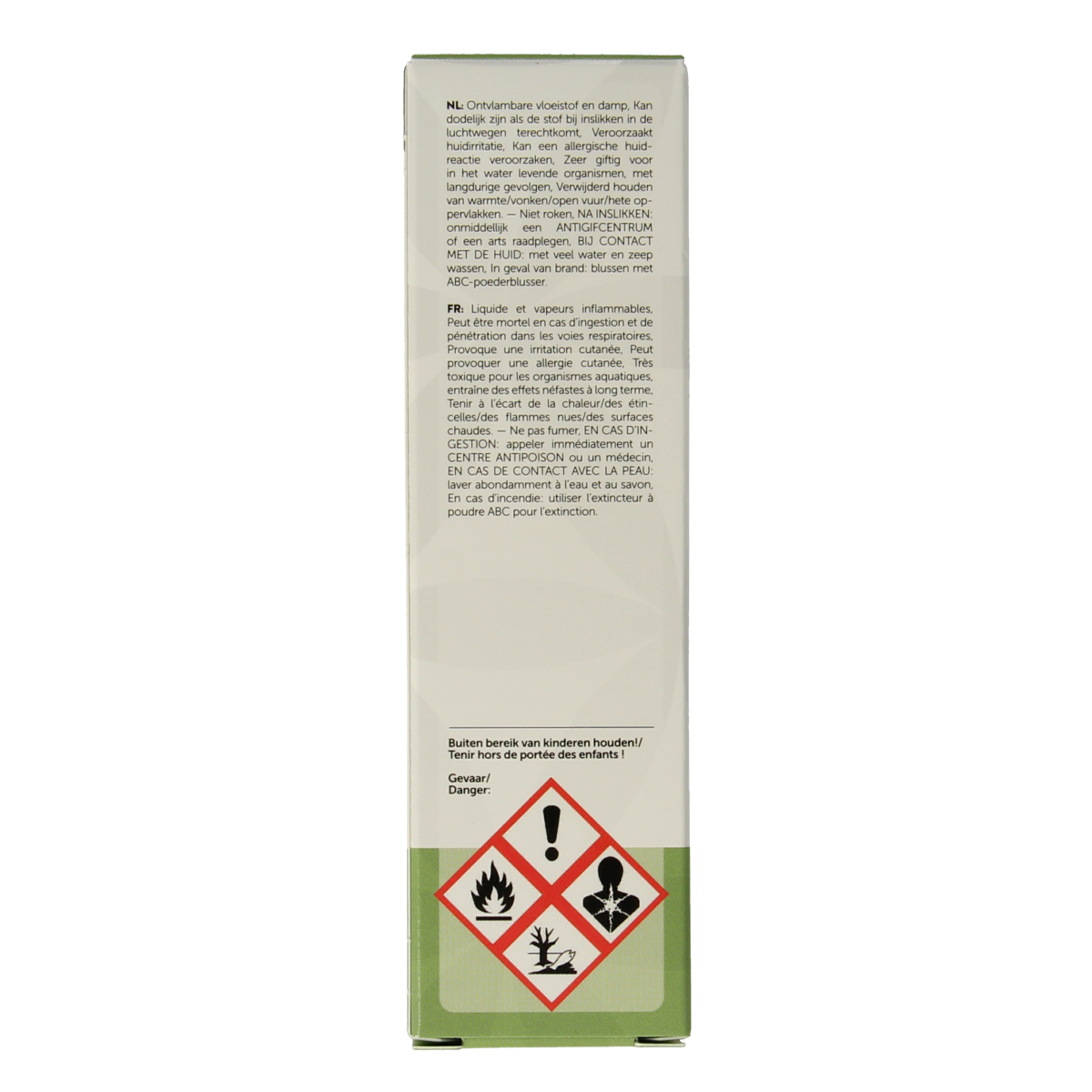 Chi Mandarijn essential oil bottle, 10ml, in clear glass with label, used for aromatherapy and natural wellness.