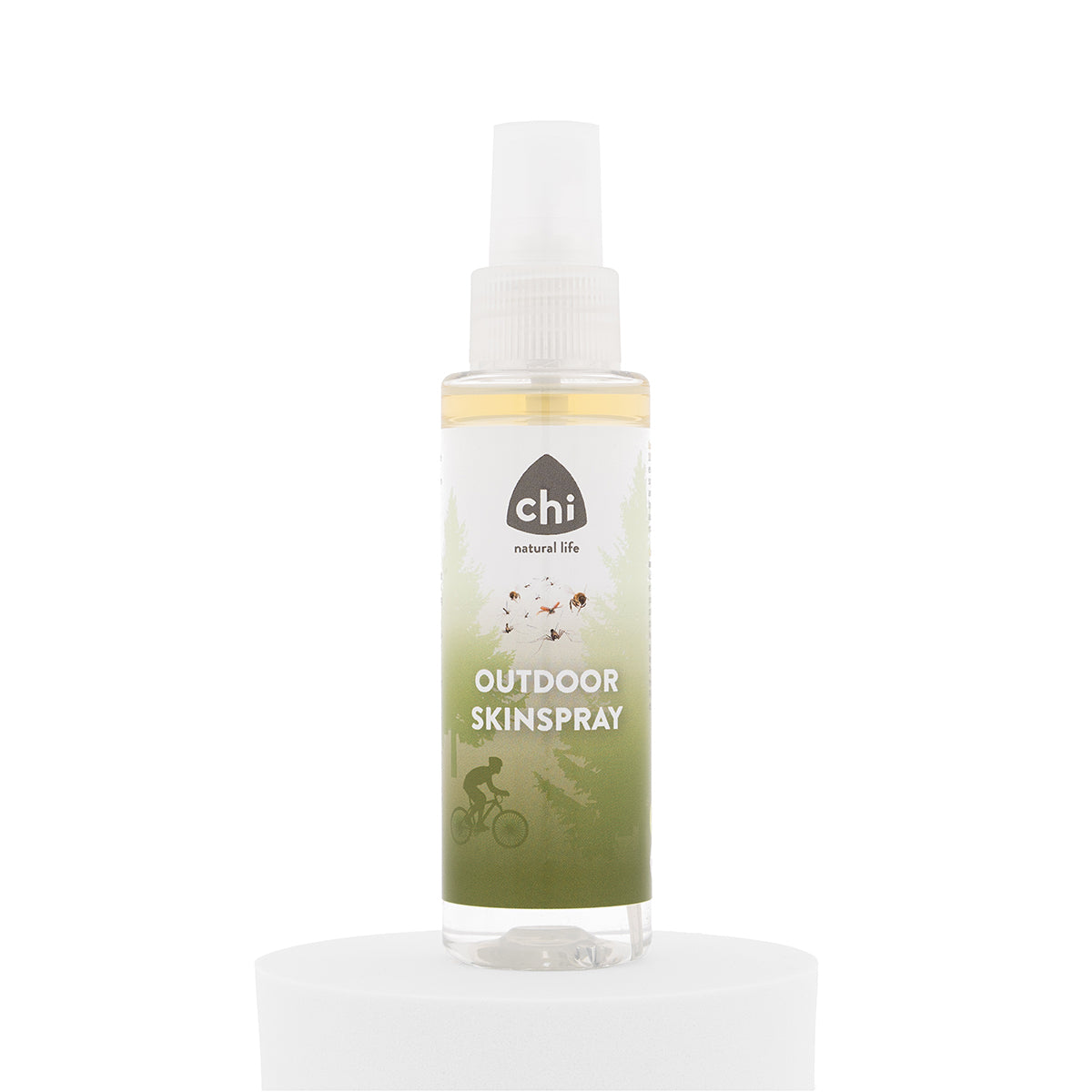 Chi Outdoor Skinspray bio body care spray in 100ml bottle, featuring natural ingredients and outdoor-inspired design.