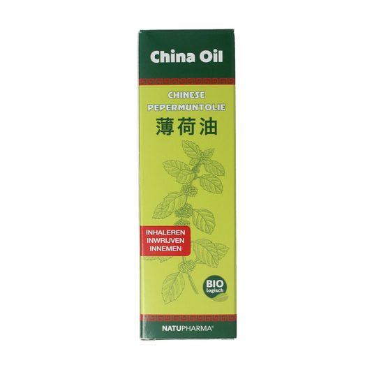 Natupharma China oil in a 30ml bottle, herbal preparation from Kruidenpreparaten line, with a clear label and cap.