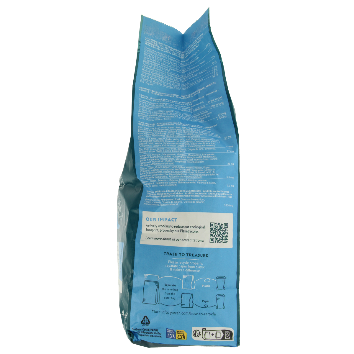 Yarrah adult cat food with fish and chicken, organic, 2400 grams, natural pet nutrition, biodegradable packaging.