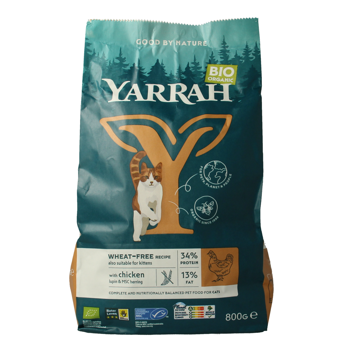 Yarrah wheat-free organic chicken cat food in 800g package, natural animal feed for cats featuring chicken ingredients.