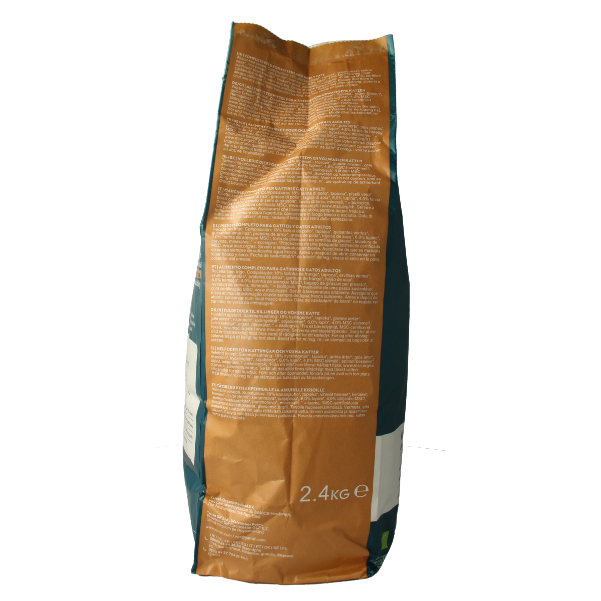 Yarrah wheat-free chicken cat food in a 2400g package, natural organic pet food for cats, with chicken and no wheat.