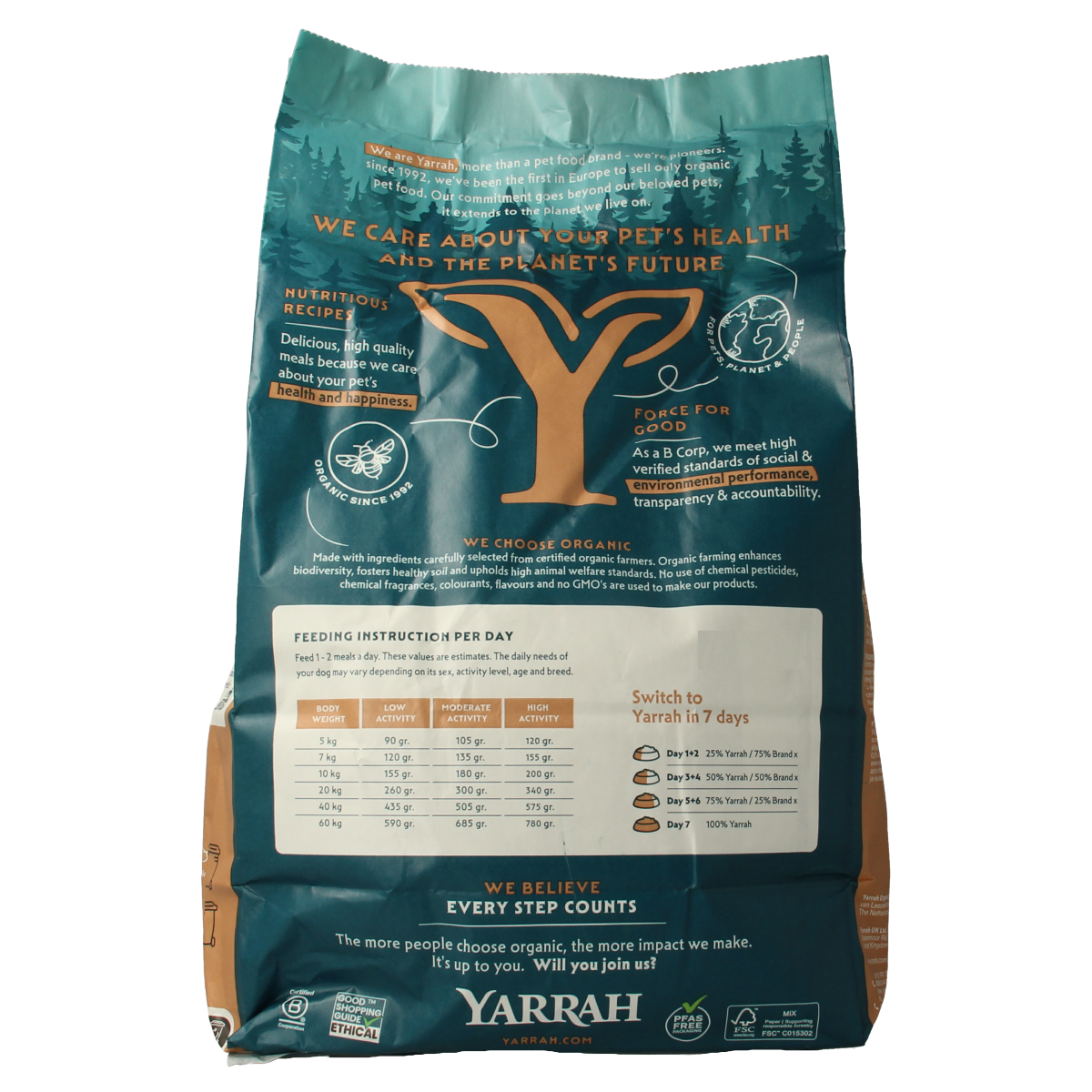 Yarrah grain-free organic dog food bag, 2000 grams, natural pet nutrition, featuring fresh ingredients and eco-friendly packaging.