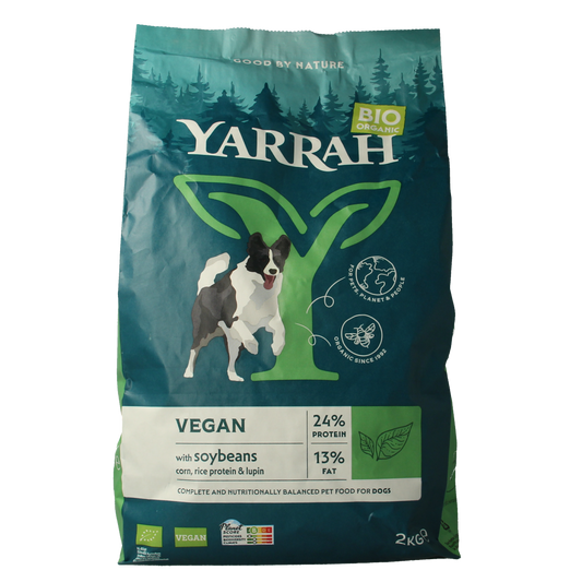 Yarrah Vega Bio dog food in a 2000g package, natural vegetarian pet food for dogs, with organic ingredients.