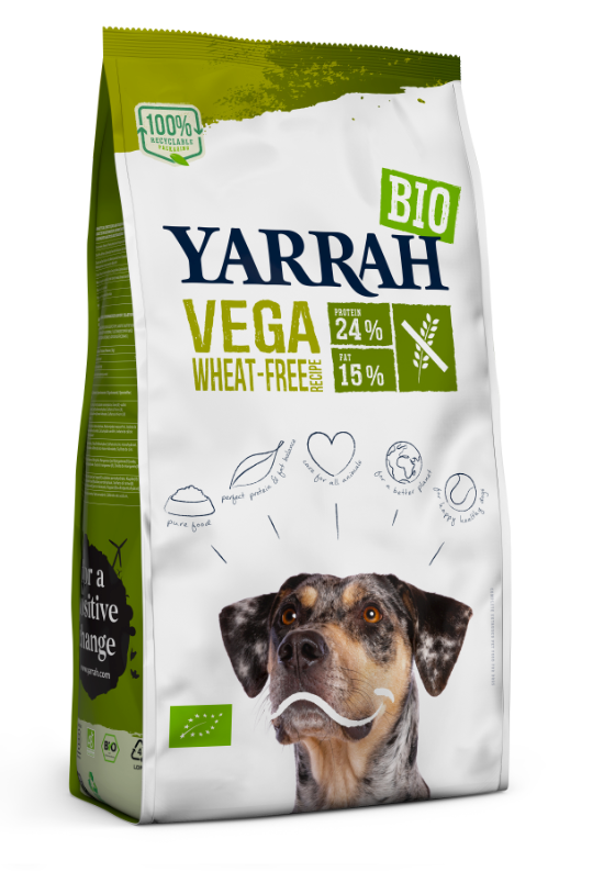 Yarrah Vega wheat-free organic dog food in 2000g bag, natural animal feed with plant-based ingredients for dogs.