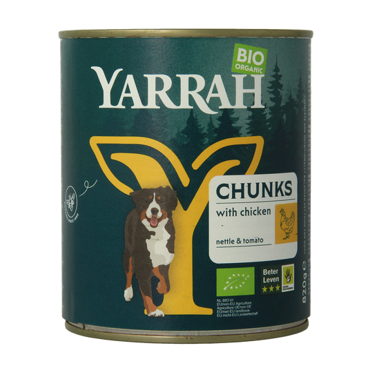 Yarrah organic chicken dog food chunks in sauce, 820g package, natural pet nutrition for dogs.