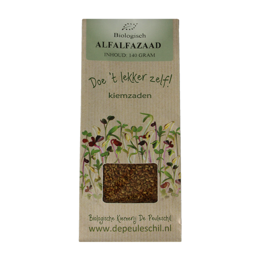 Organic Peuleschil Alfalfazaad in 140g package, fresh green alfalfa sprouts for salads and garnishes.