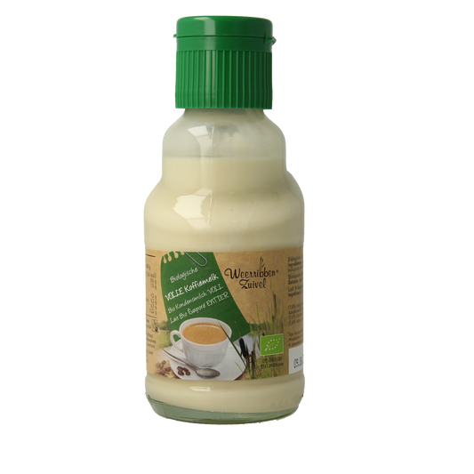 Weerribben bio koffiemelk in 160ml bottle, creamy dairy for coffee and tea, natural and organic product.