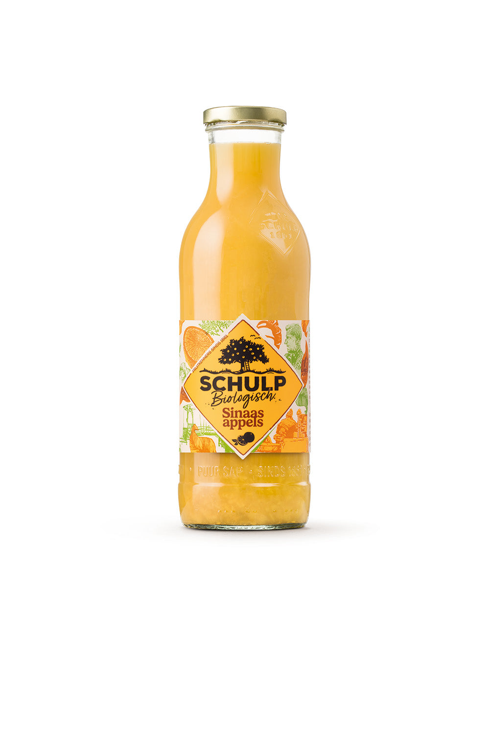 Glass of Schulp Sinaasappelsap bio with fresh orange slices in a clear glass, showcasing natural, organic orange juice.