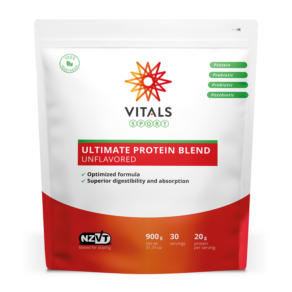 Vitals Ultimate Protein Blend sportvoeding container showing 900g size and label with scoop and powder inside.