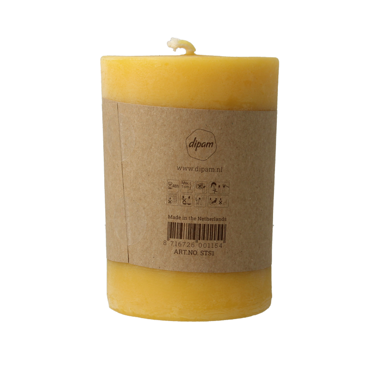 Dipam Stompkaars bijenwas structuur kaars in natuurlijke vorm, single piece, made of beeswax with textured surface.