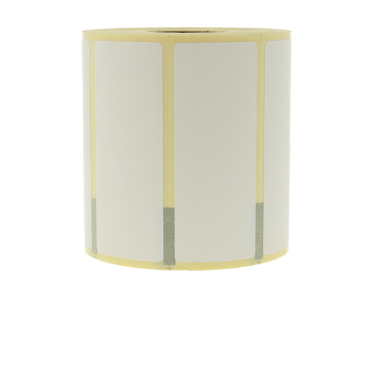 Spruyt Hillen white adhesive labels on roll, 75x30mm, shown in a close-up image for product identification and packaging.