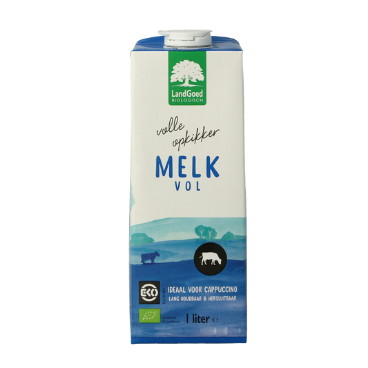 Glass of Landgoed full-fat organic milk in a 1-liter bottle, showcasing fresh, creamy milk from the Landgoed dairy brand.