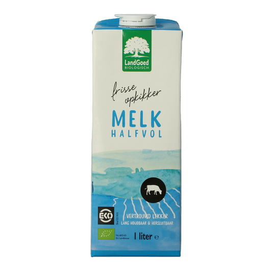 Landgoed halfvolle biologische melk in 1-liter carton, fresh dairy drink from Landgoed brand.