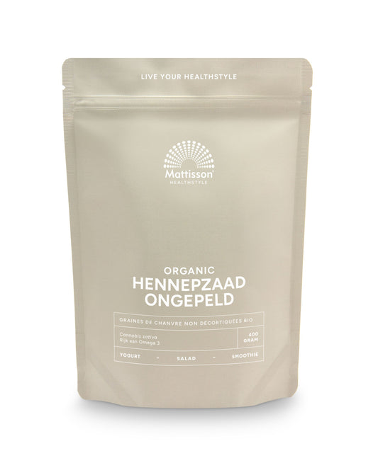 Organic hulled hemp seeds from Mattisson in a 400g package, ideal for cooking and healthy snacks.
