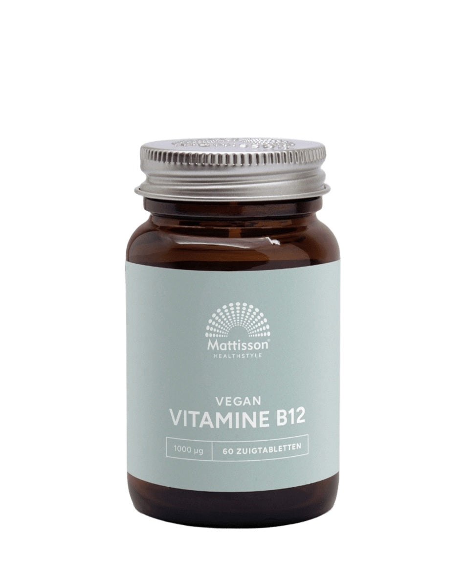 Mattisson Vitamine B12 methylcobalamin 1000mcg lozenges, natural supplement, close-up of the bottle and tablets.