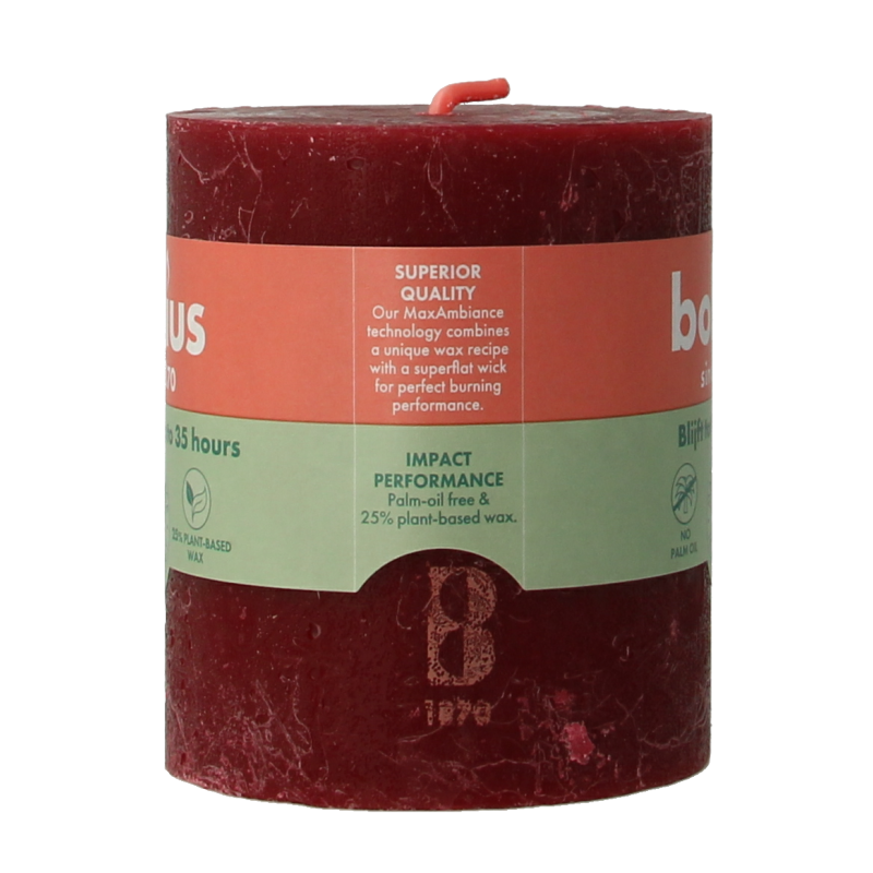 Bolsius Rustiekkaars Shine 80/68 velvet red candle, natural wax with textured finish, standing upright in a simple design.